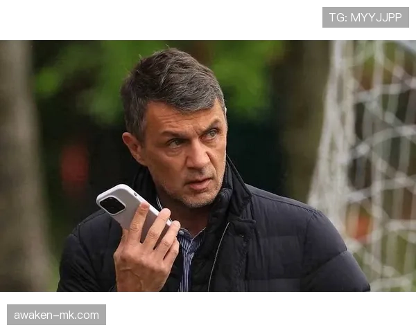 马尔蒂尼:重塑现代足球防守艺术的传奇后卫 马尔蒂尼:重塑现代足球防守艺术的传奇后卫