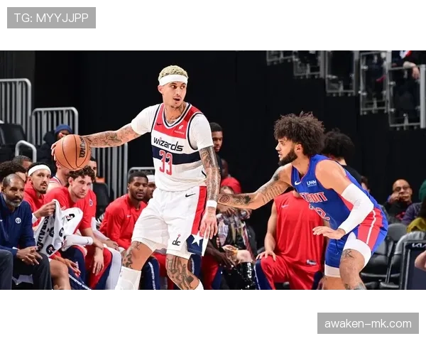 库兹马无球跑位提升火箭三分效率显著对比历史赛季 Rocha